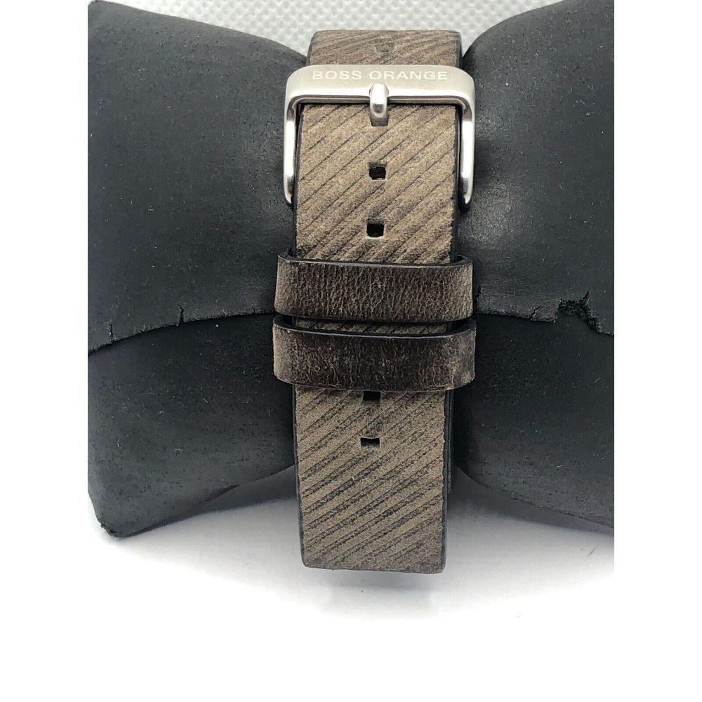 Hugo Boss HB.291.1.14.184 Unisex Brown Leather Analog Black Dial Watch HK480 - Picture 5 of 10